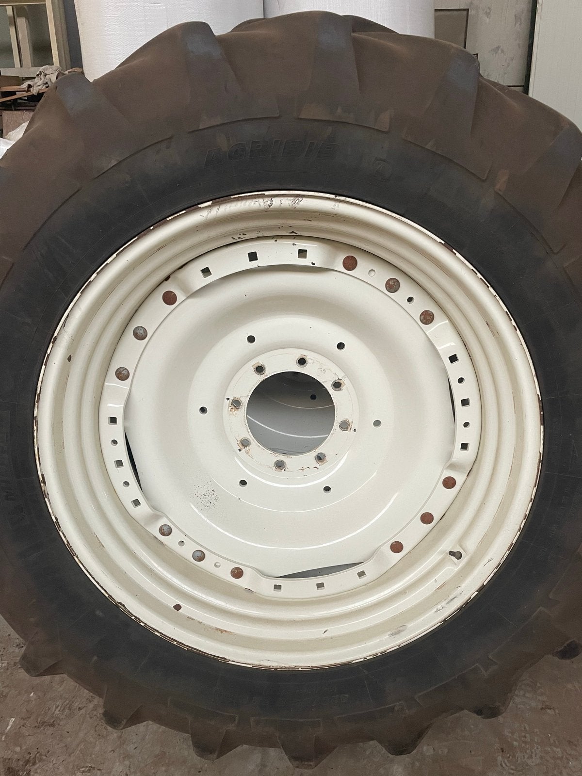 Wielen New Holland T5 - Verstelbare Velgen Michelin/BKT, Ophalen