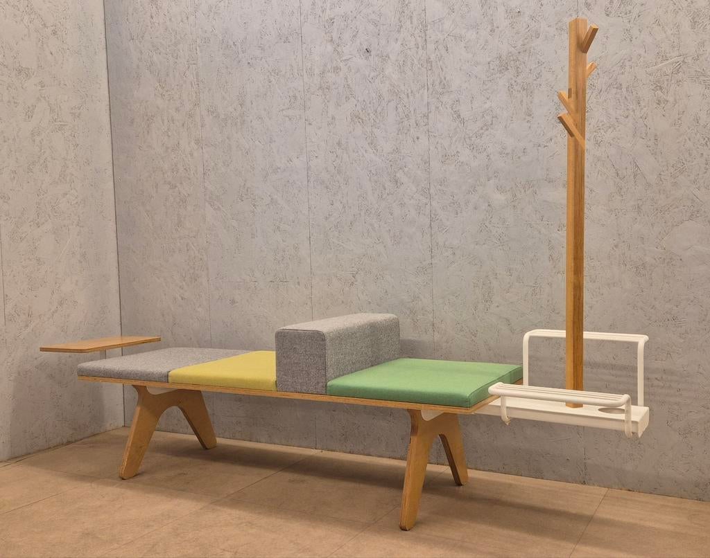 Design halbank met kapstok en tafeltje – Scandinavisch, Ophalen, Gebruikt, Minder dan 75 cm, Driepersoons