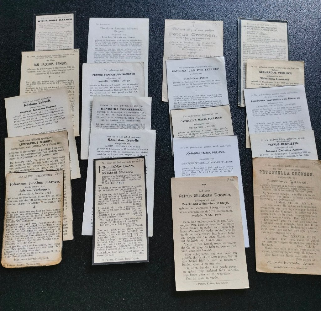 25 oude bidprentjes Geboren Beuningen (5) (Gld), Ophalen of Verzenden