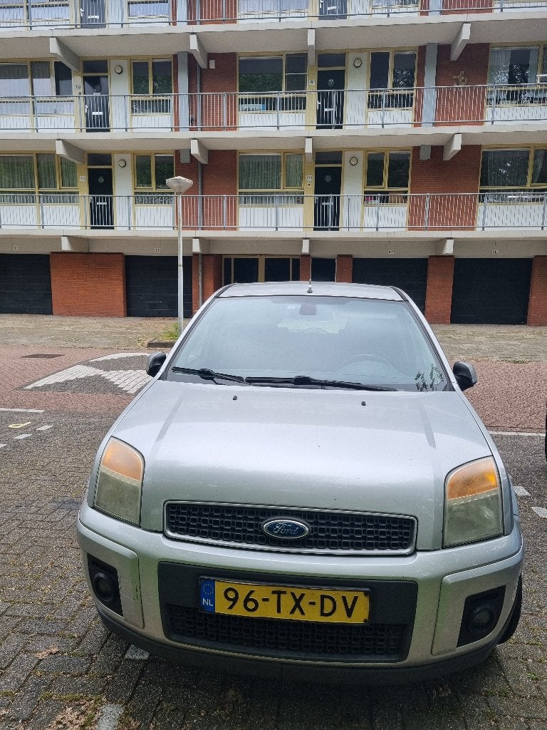 Ford Fusion 1.6  Automaat 2007 Airco APK lage km 0644602347, 1596 cc, 1064 kg, 100 pk, 49 €/maand