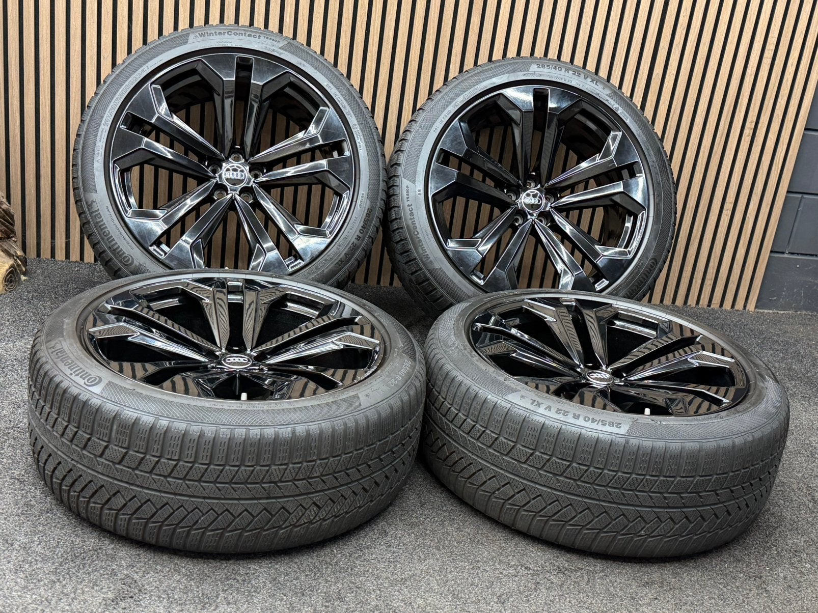 Originele 22 inch Audi Q8 SQ8 RSQ8 5x112 ET21 Continental AO, Ophalen, 285 mm, ., Banden en Velgen