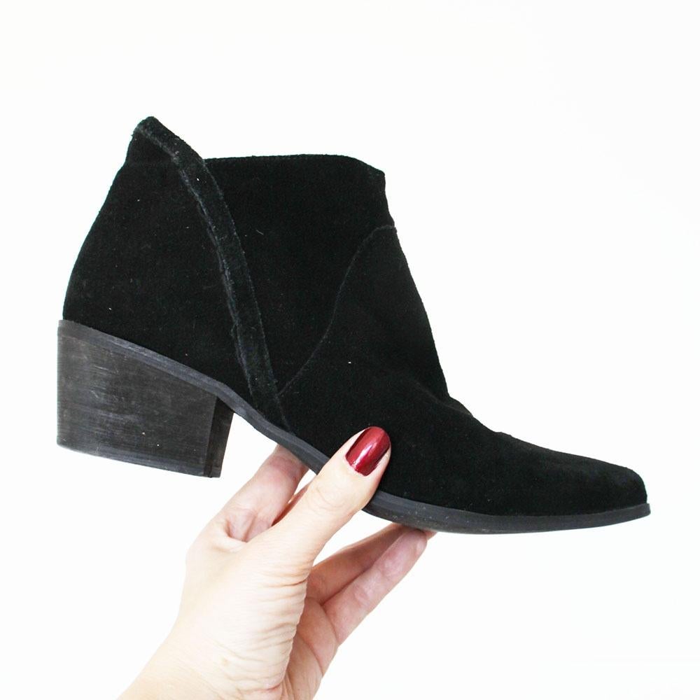 Mooie Suede La Strada Enkellaarsjes -s6 (Maat 41) € 60,-, Zwart, Lage of Enkellaarzen, Ophalen of Verzenden, La Strada