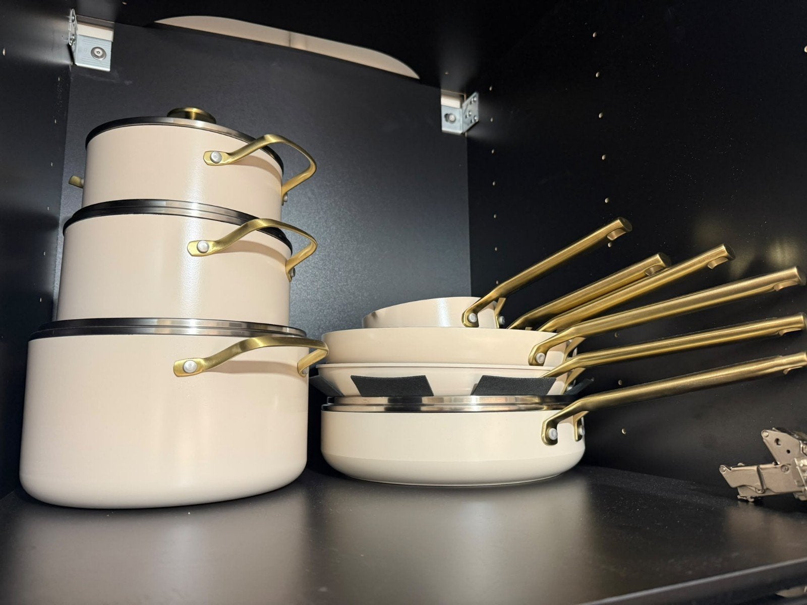 Foto 5 van BK Sublime 11-delige pannenset Cream - PFAS-vrij