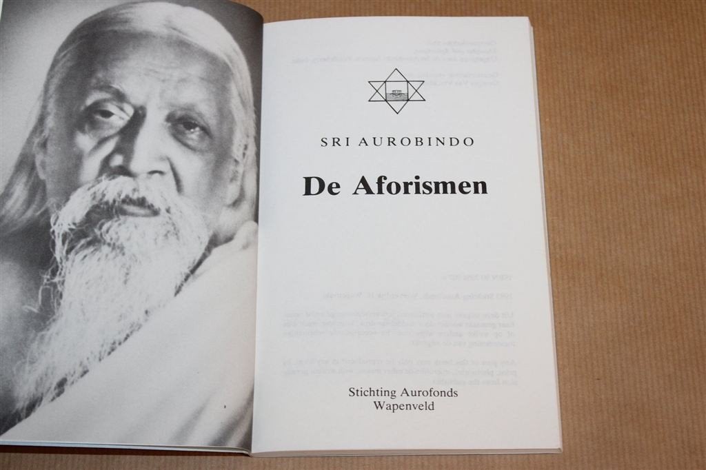 De Aforismen — Sri Aurobindo Filosofie & Wijsheid 1983, Boeken, Ophalen of Verzenden, Gelezen, Overige onderwerpen, Achtergrond en Informatie