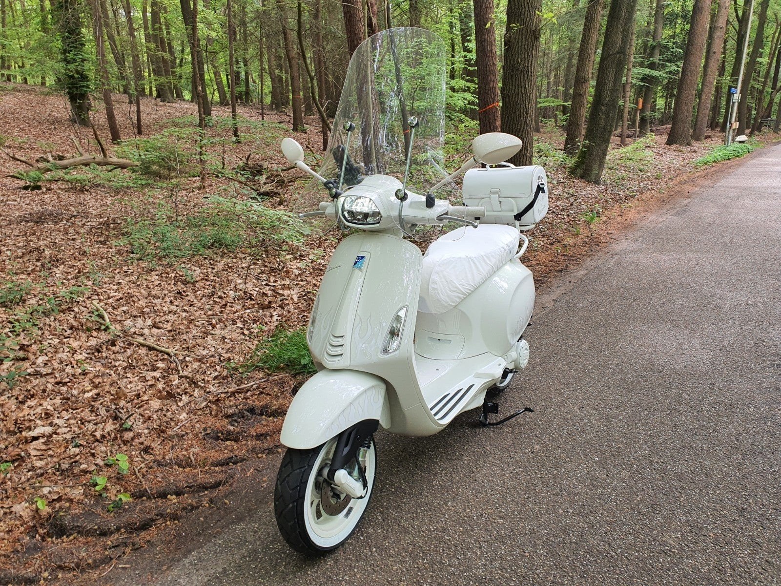 Vespa Sprint Justin Bieber Edition - Zo goed als nieuw, Ophalen of Verzenden, Zo goed als nieuw