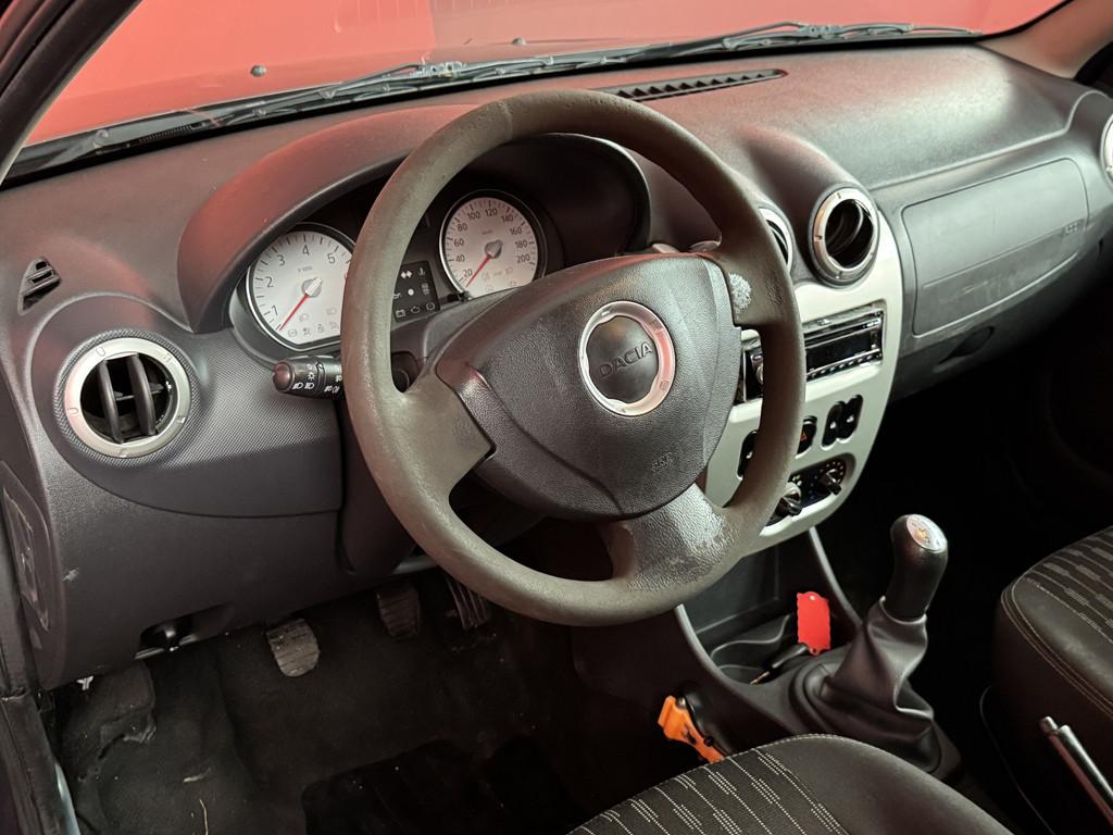 Dacia Sandero 1.2 Lauréate, Auto's, Voorwielaandrijving, Euro 5, Gebruikt, Origineel Nederlands