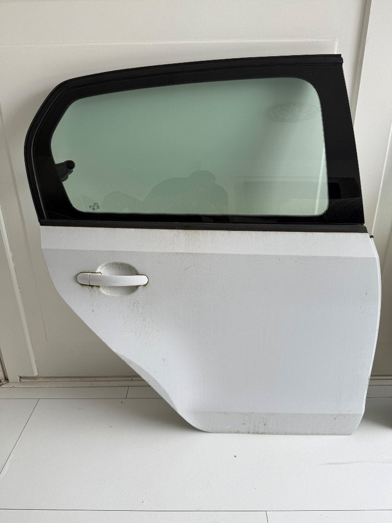 Vw up. Achter portier Volkswagen Up, Auto-onderdelen, Carrosserie en Plaatwerk, Ophalen, Gebruikt, Achter, Volkswagen