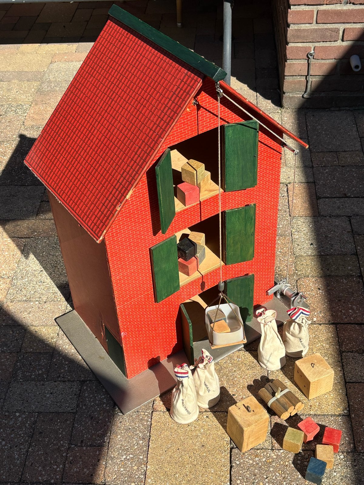 Vintage Houten Pakhuis met Hijskraan en Accessoires, Ophalen of Verzenden, Gebruikt, Jongen of Meisje