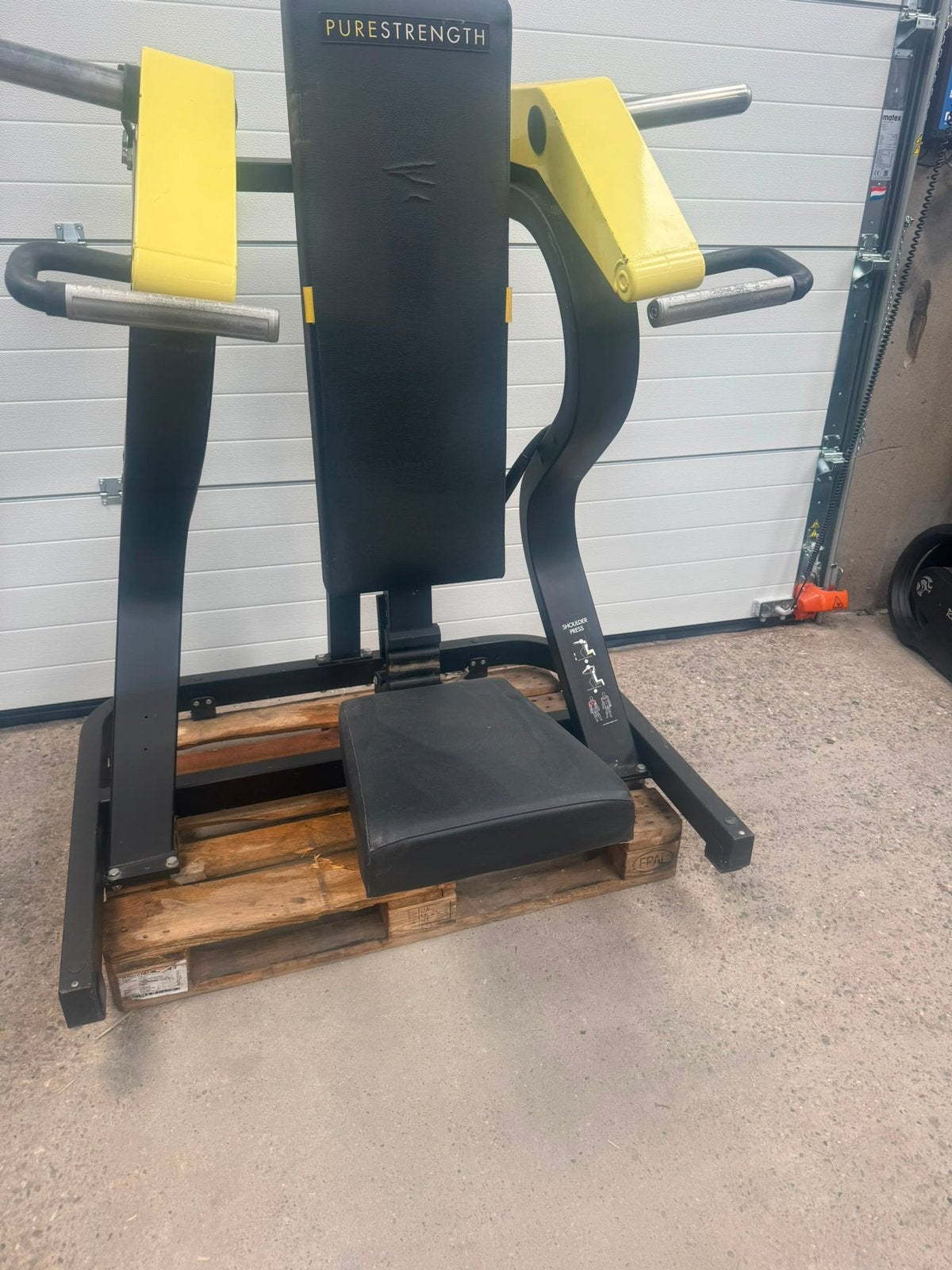 Technogym pure strength shoulderpress/ schulterpresse, Ophalen, Gebruikt, Overige typen, C