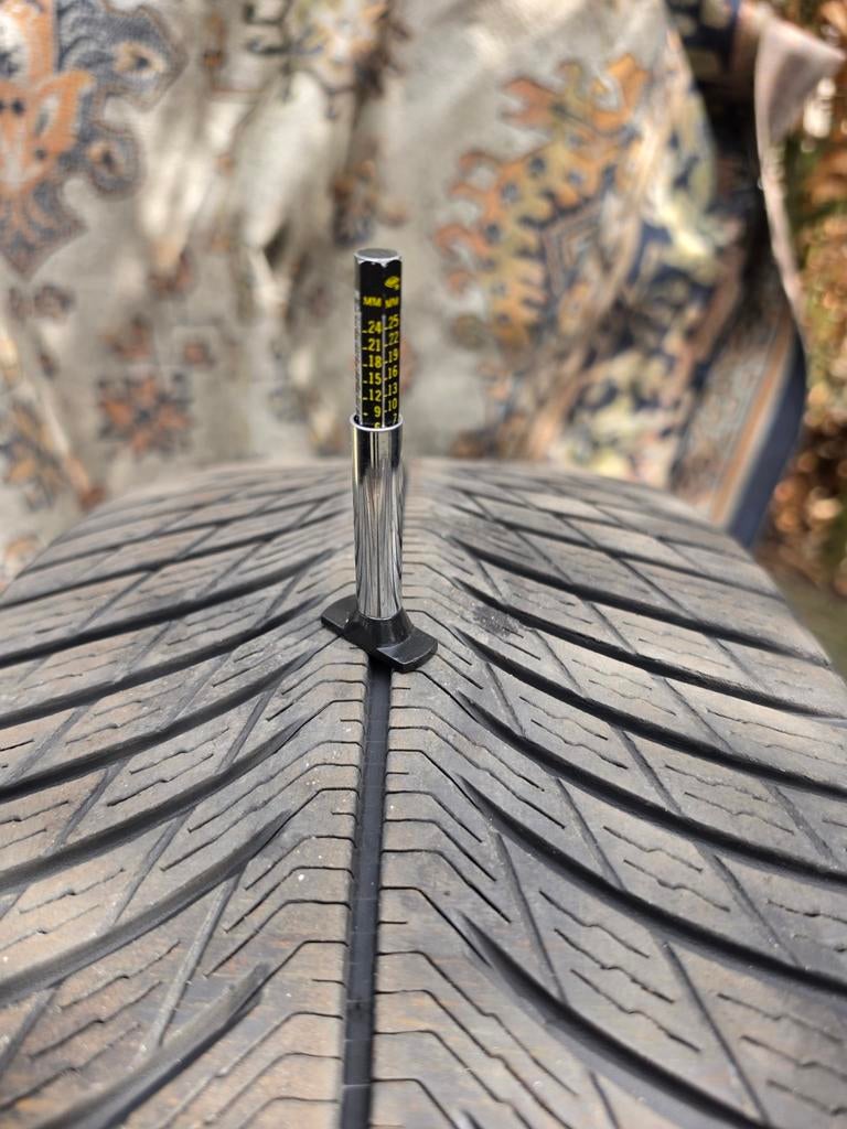 Michelin Pilot Alpin 5 SUV Winterbanden 235/55 R19, Ophalen of Verzenden, Gebruikt