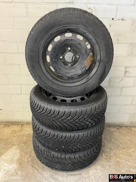 Winterwielen set Continental Ford Ka 15-, Auto-onderdelen, Ophalen, 14 inch, Gebruikt, 175 mm