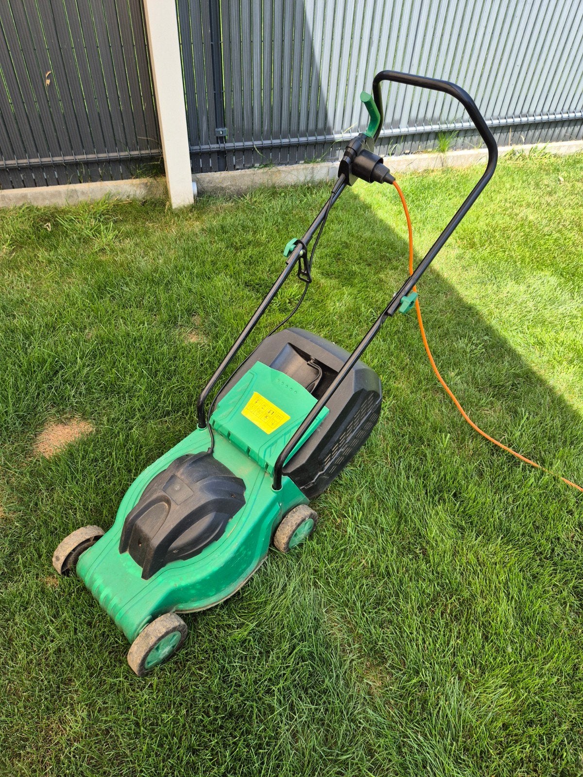 Elektrische grasmaaier 34cm maaibreedte, te koop!, Ophalen, Gebruikt