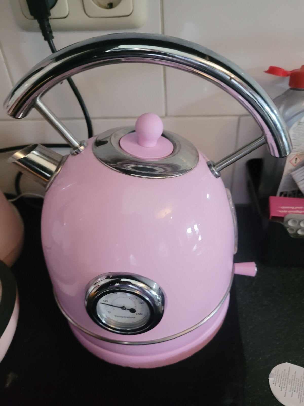 Roze MOAEK4TP Waterkoker met Temperatuurmeter, 1 tot 2 liter, Ophalen of Verzenden, Zo goed als nieuw, Draadloos