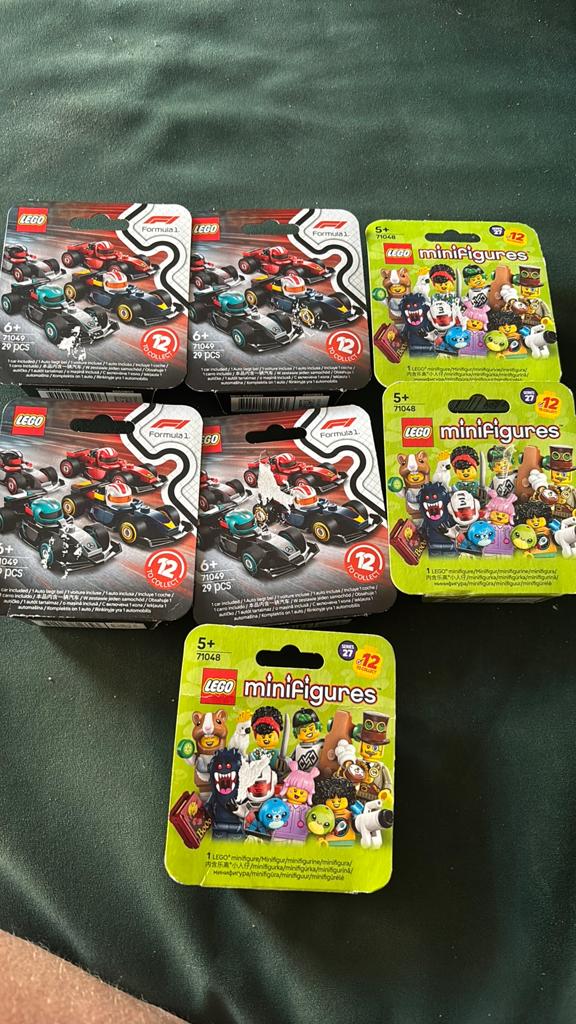 Lego doosjes formule 1 en minifigures nieuw, Ophalen of Verzenden, Zo goed als nieuw