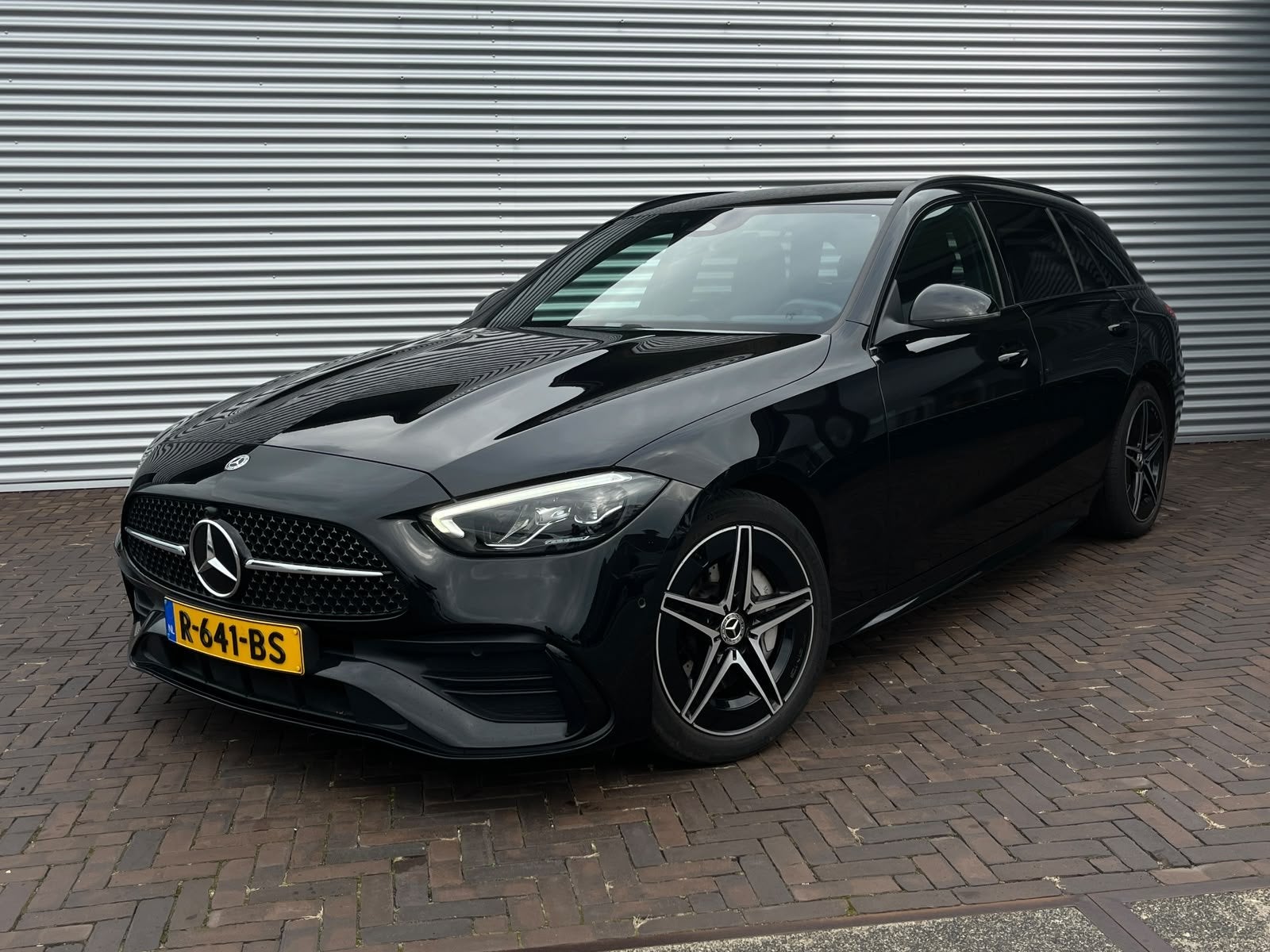Mercedes-Benz C-Klasse Estate 200 AMG Line (bj 2022), Automaat, 12 maanden, 4 cilinders, Zwart