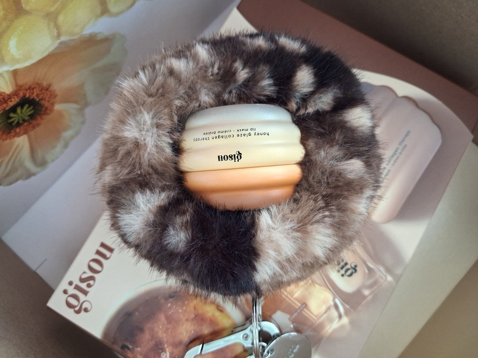 Gisou honey fluff inclusief Crème Brûlée lipmasker €95 vast, Ophalen of Verzenden, Nieuw