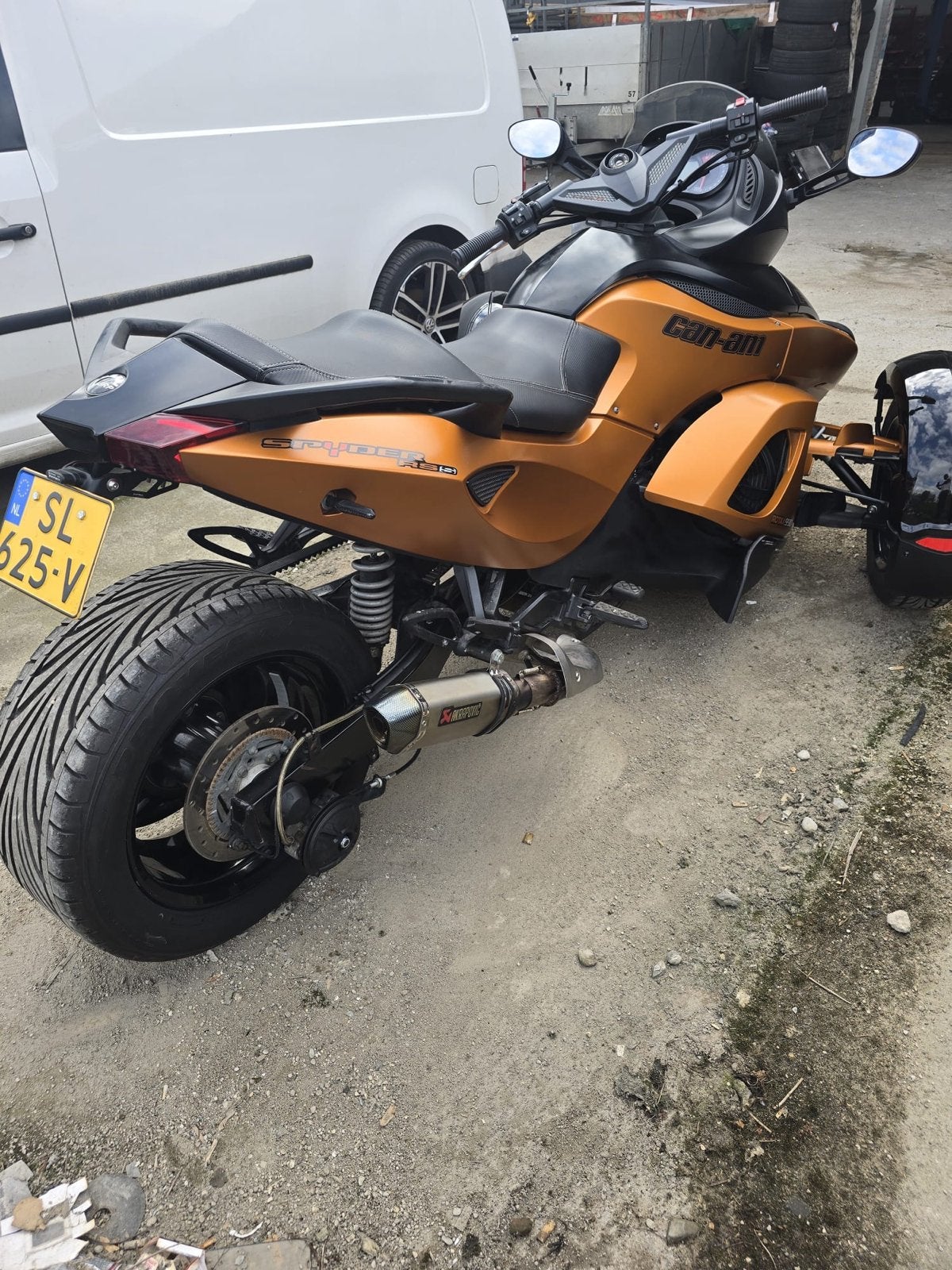 Can-Am Spyder RS - Unieke driewieler met Akrapovic uitlaat, 2 cilinders, Meer dan 35 kW, 990 cc
