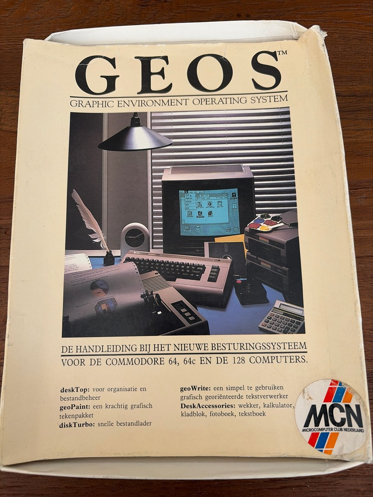 GEOS Graphic Environment Operating System Commodore 64/128, Ophalen of Verzenden, Zo goed als nieuw