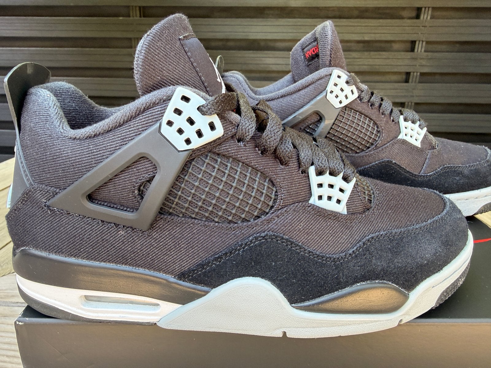 Nike Air Jordan 4 Black Canvas - Maat 43 - ZGAN, Kleding | Heren, Schoenen, Zwart, NIKE, Ophalen of Verzenden, Zo goed als nieuw