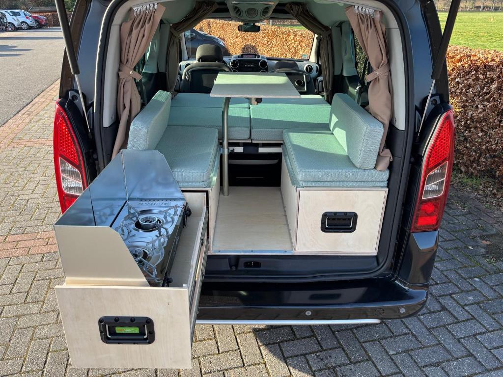 Mini camper met nieuw inbouwpakket: Berlingo 5p Multispace, Caravans en Kamperen, Overige merken, Tot en met 2, Handgeschakeld