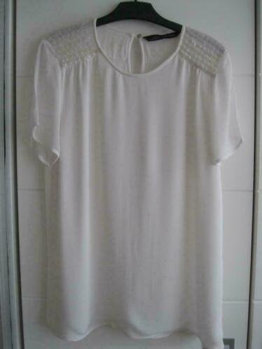 Zara Woman blouse met aan de schouder palletjes 38/40 m, Maat 38/40 (M), Verzenden, Wit, Nieuw