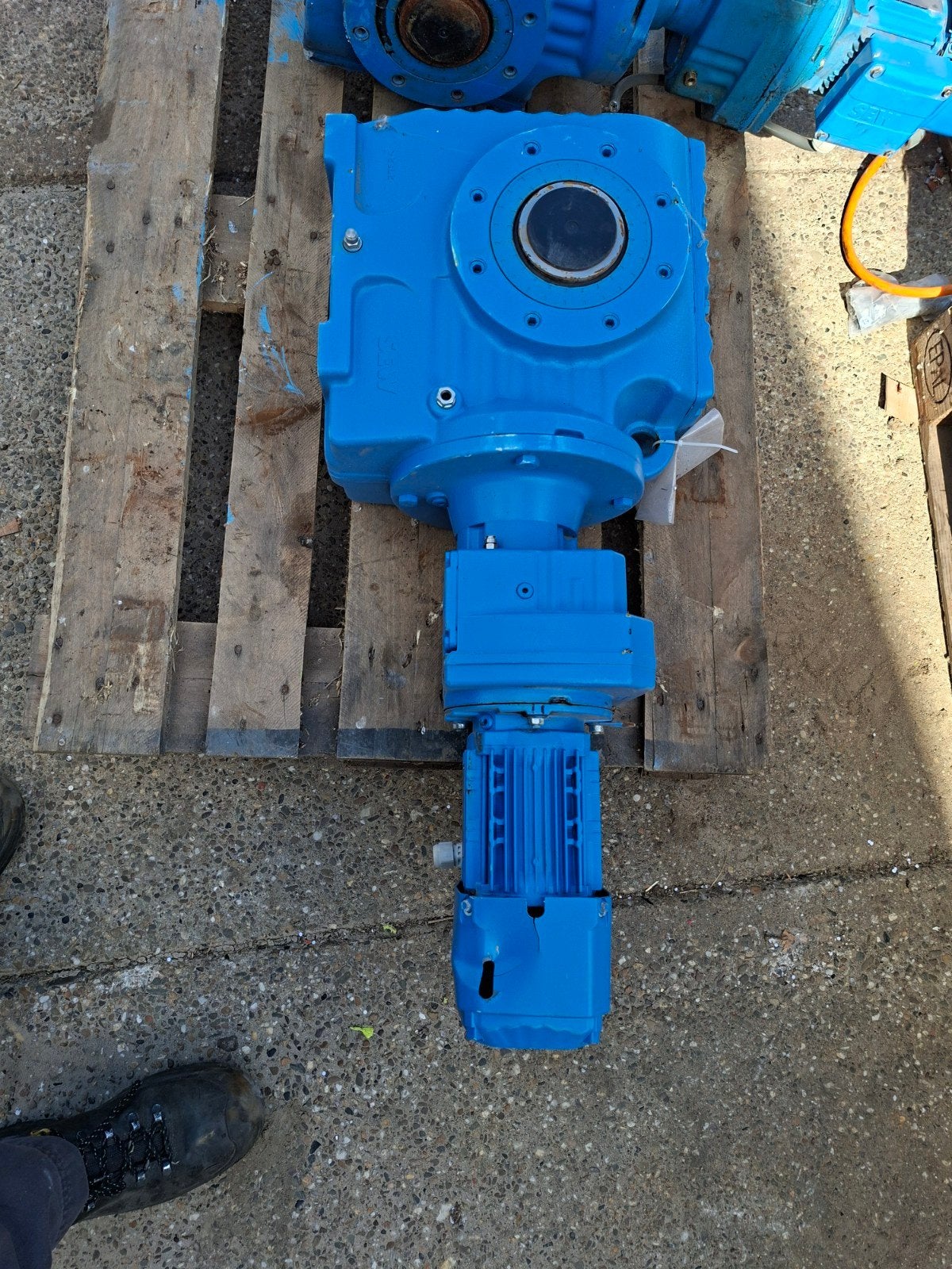 1x Elektromotor mwt vertraging 230/400V 0,37KW, Ophalen, Nieuw, Elektromotor, 1400 tot 1800 rpm