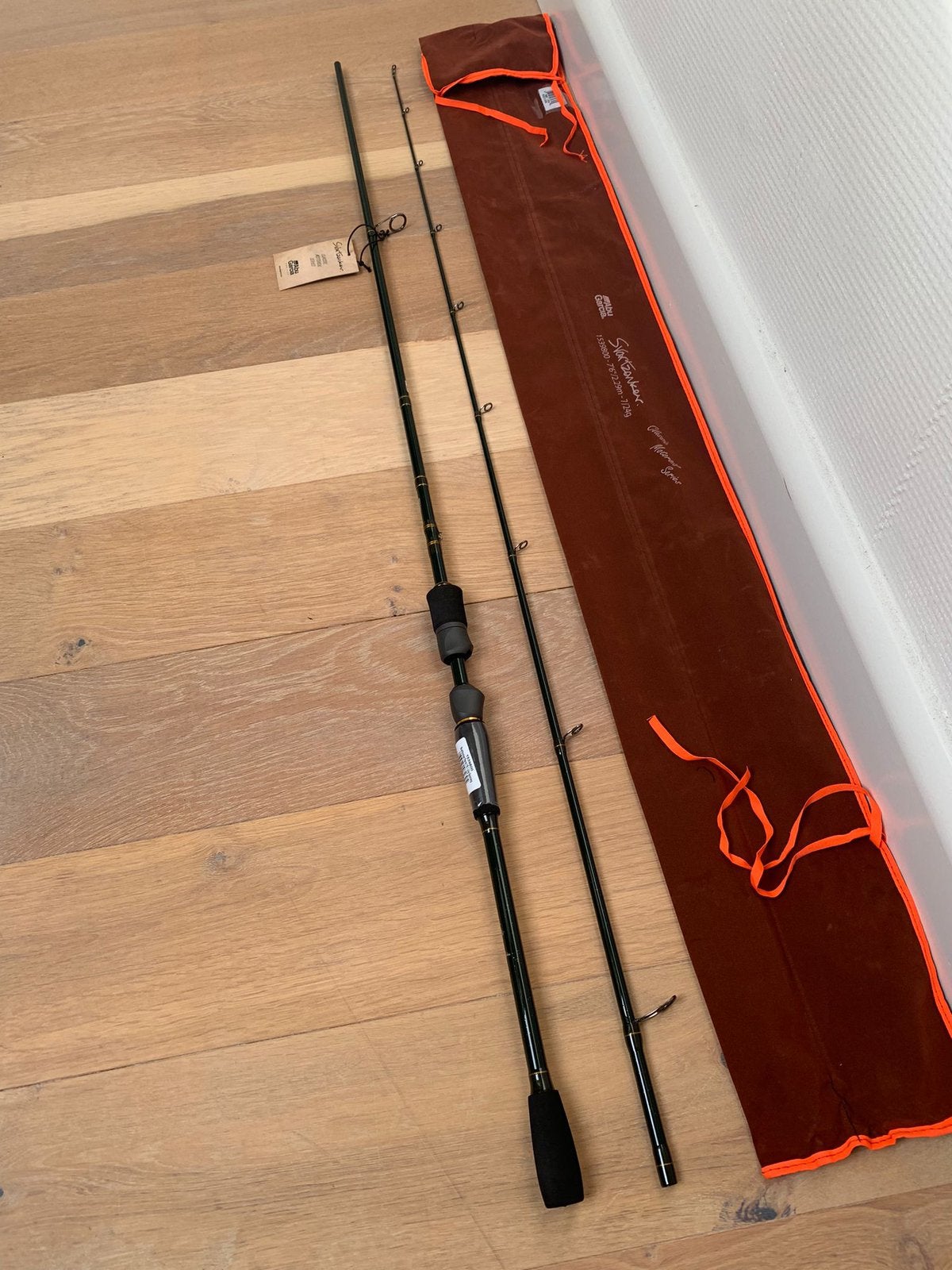 Nieuwe Abu Garcia Svartzonker spinhengel, 2.29m & 7-24 gr, Abu garcia, Werphengel, Nieuw, Ophalen of Verzenden