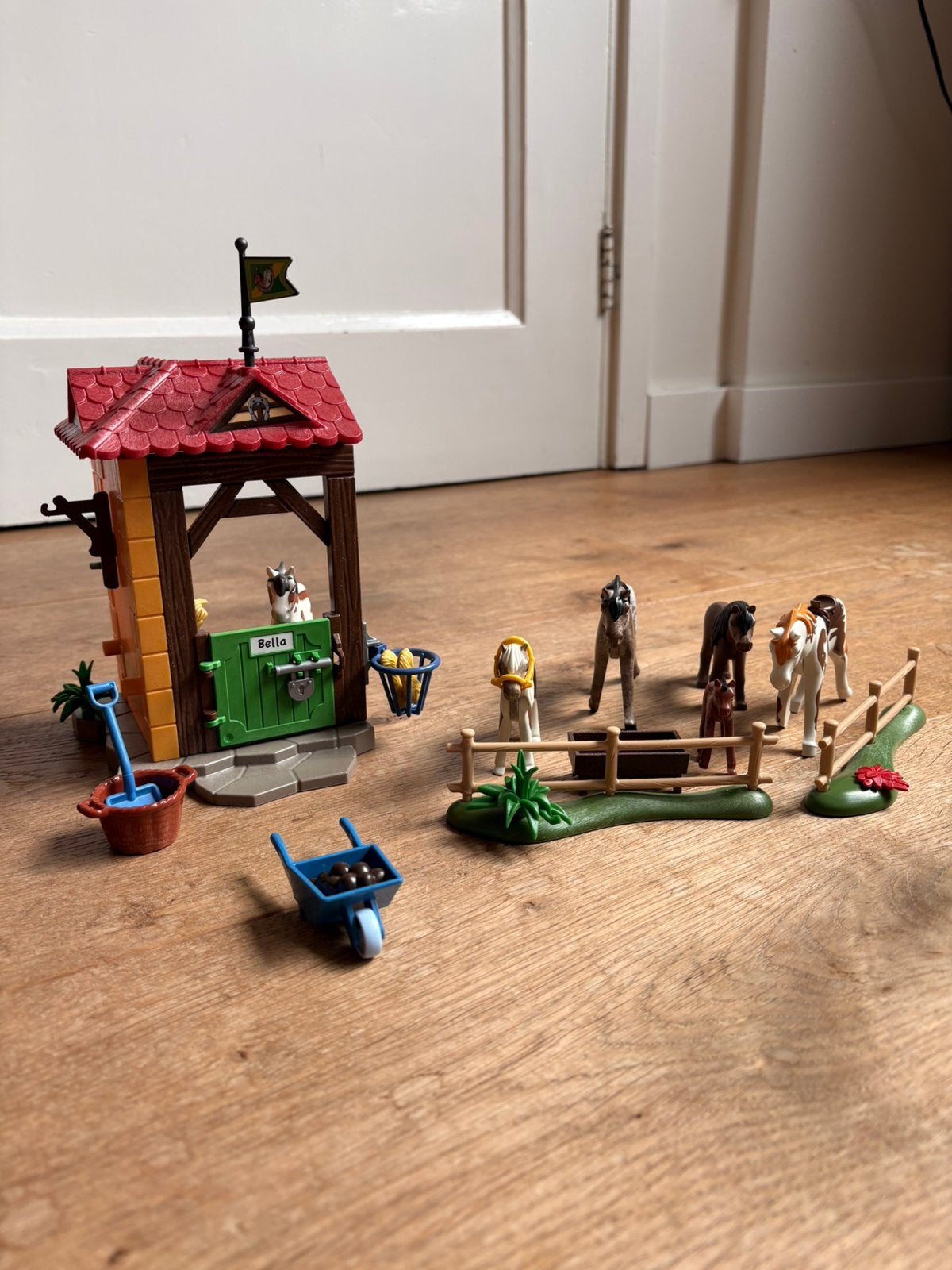 Playmobil paardenstal, Ophalen, Zo goed als nieuw