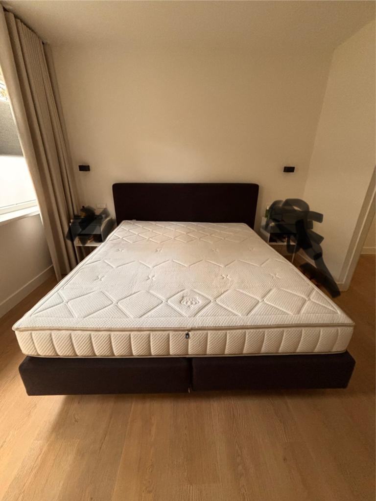 Auping Kiruna Boxspring 180x210 met elektrisch verstelbaar, Ophalen, Bruin, 210 cm, Tweepersoons