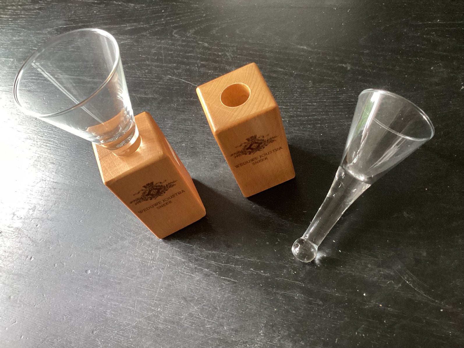 Vintage set WEDUWE JOUSTRA FÚGELTJES, Ophalen of Verzenden, Zo goed als nieuw, Borrel- of Shotglas