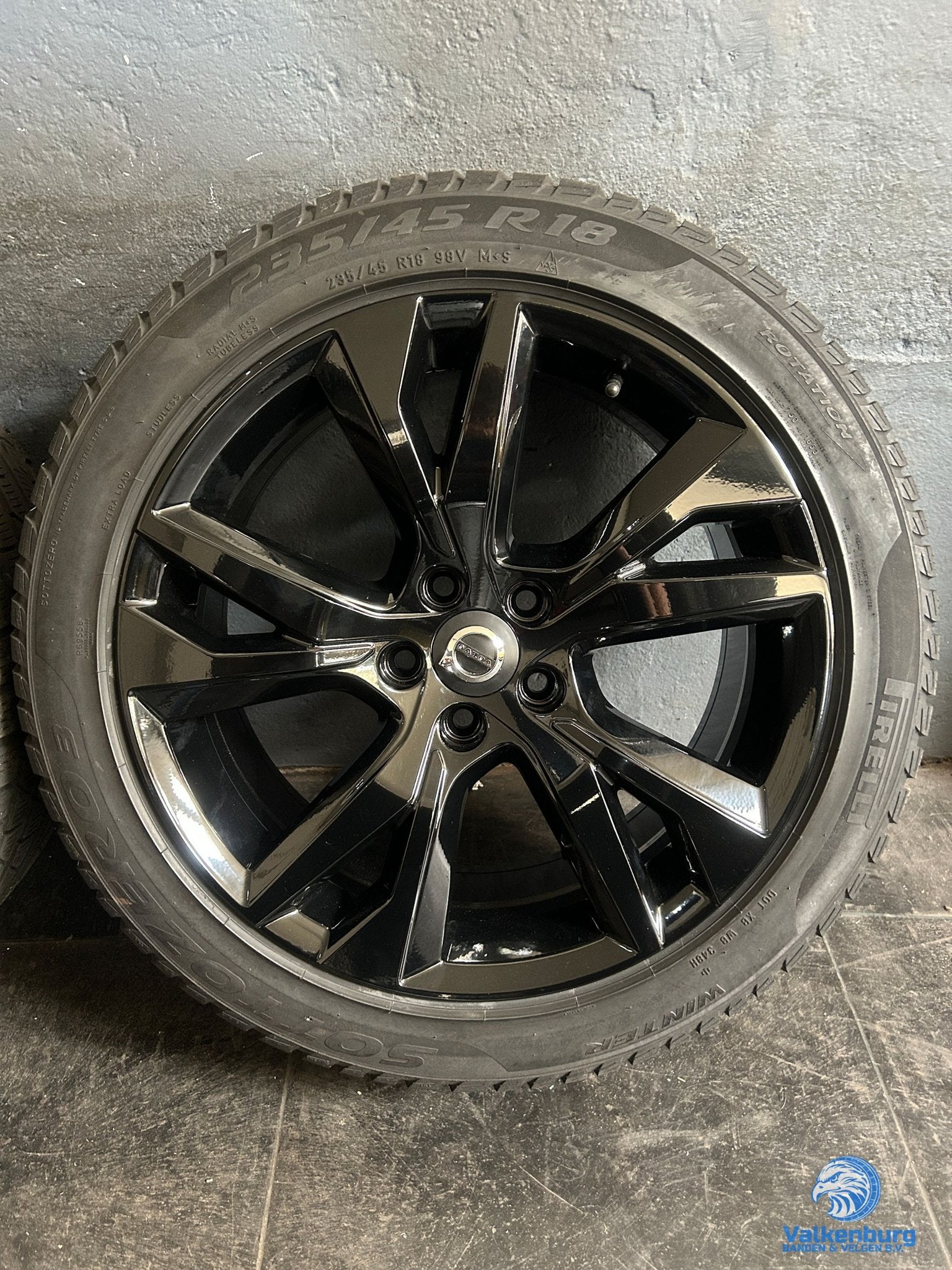 5-6mm! Originele Volvo S60 V60 5-Double Spoke Black 18 inch, 18 inch, Gebruikt, -, -