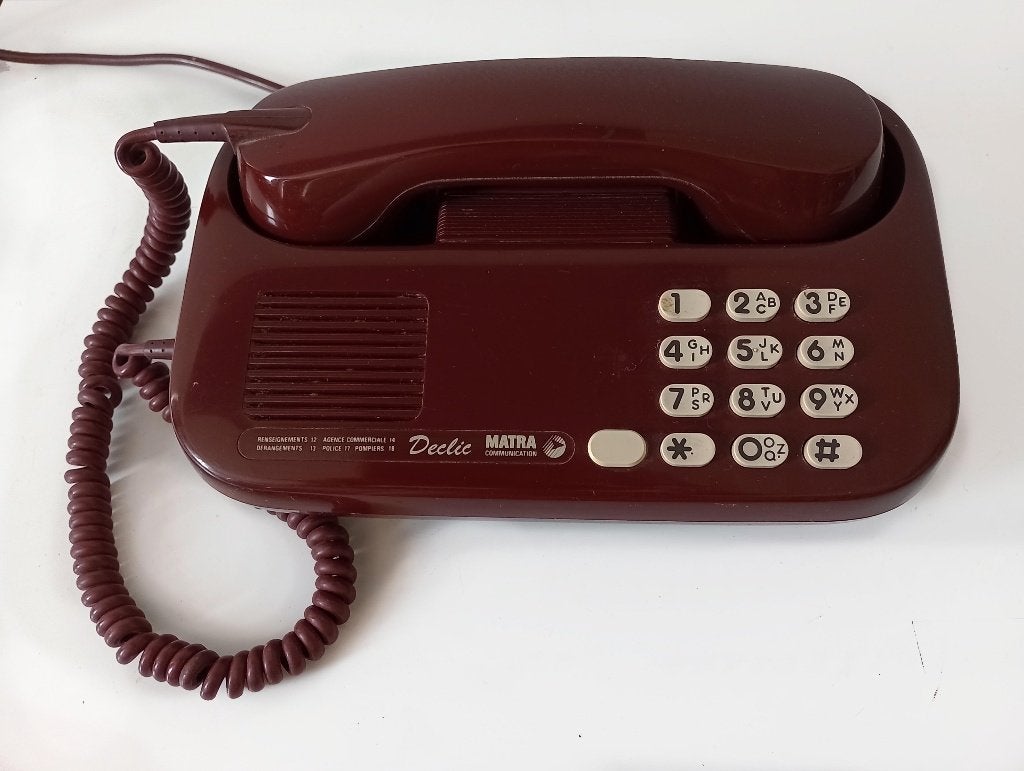 Retro bruine telefoon met druktoetsen, Ophalen of Verzenden, Niet werkend
