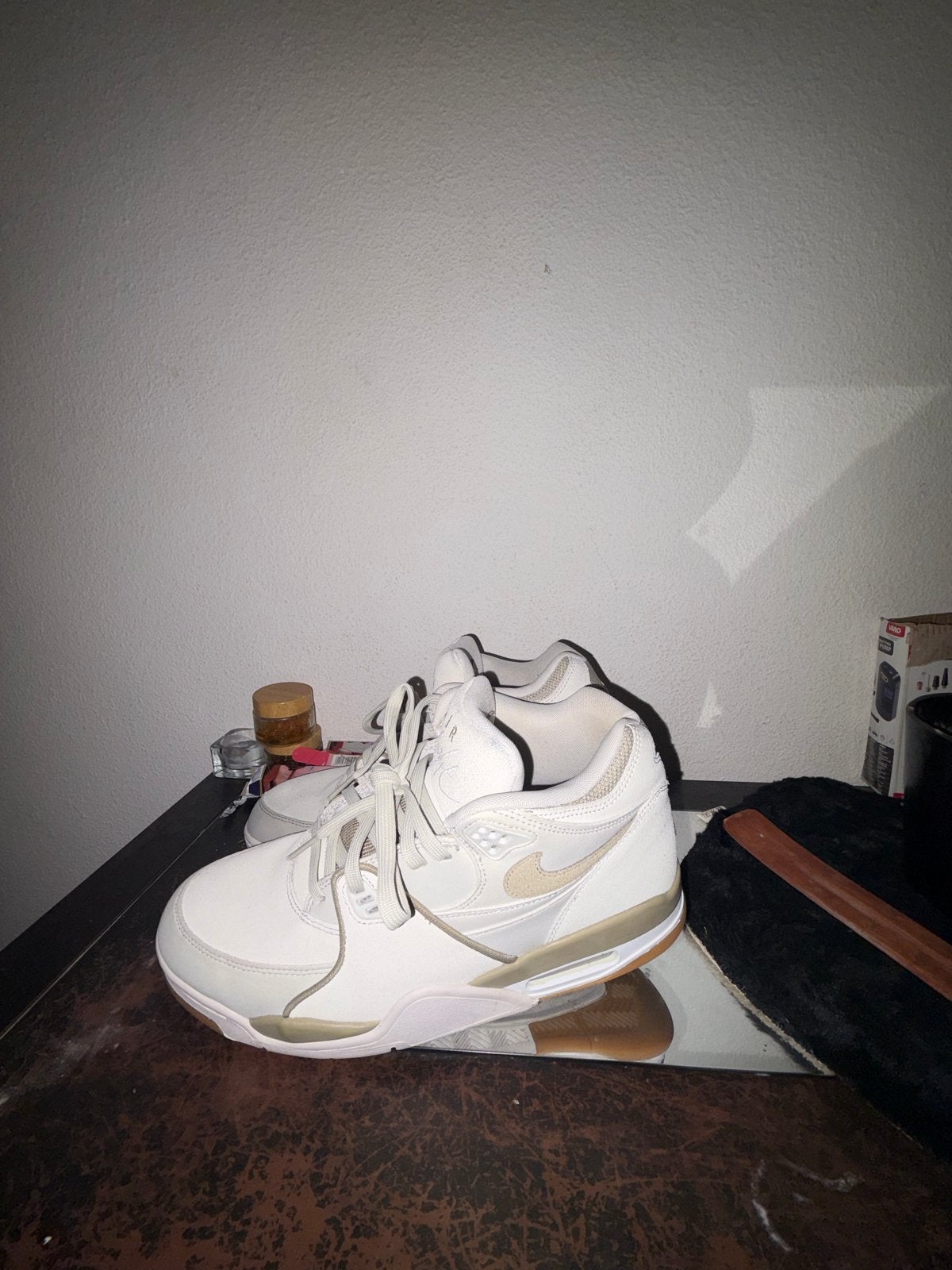 Nike Air Flight 89 Sneakers - Wit/Goud, Ophalen of Verzenden, Zo goed als nieuw, Wit, Sneakers of Gympen