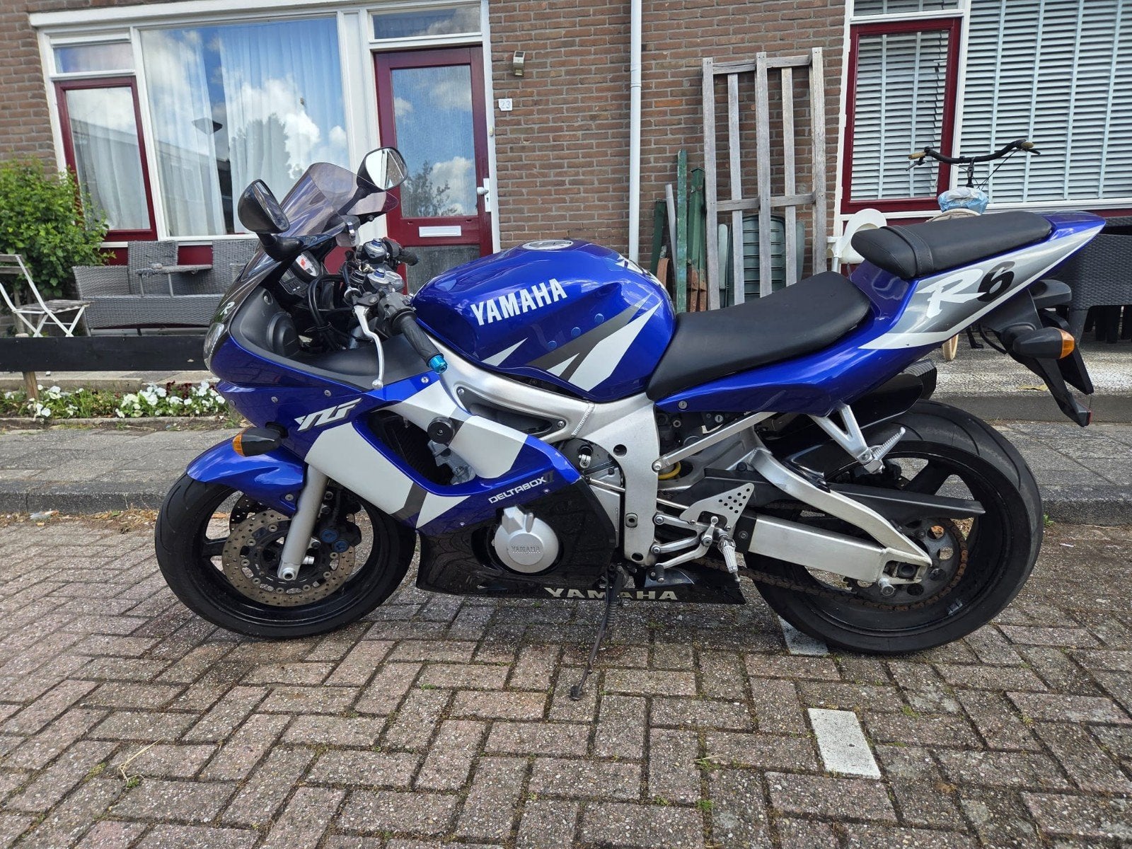 Yamaha YZF-R6 Sportmotor - Blauw/Wit, Motoren, Motoren | Yamaha, Sportuitlaat, 4 cilinders, Motorrijbewijs A, Gebruikt