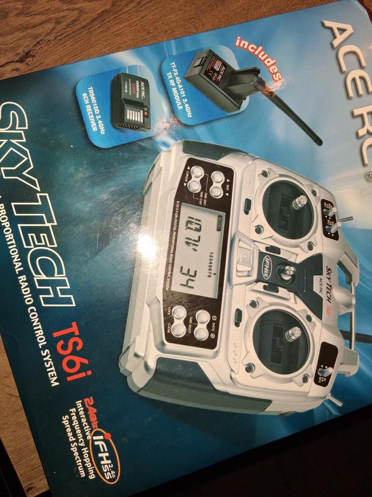 RC Zender Skytech TS6i met 2 ontvangers, Ophalen of Verzenden