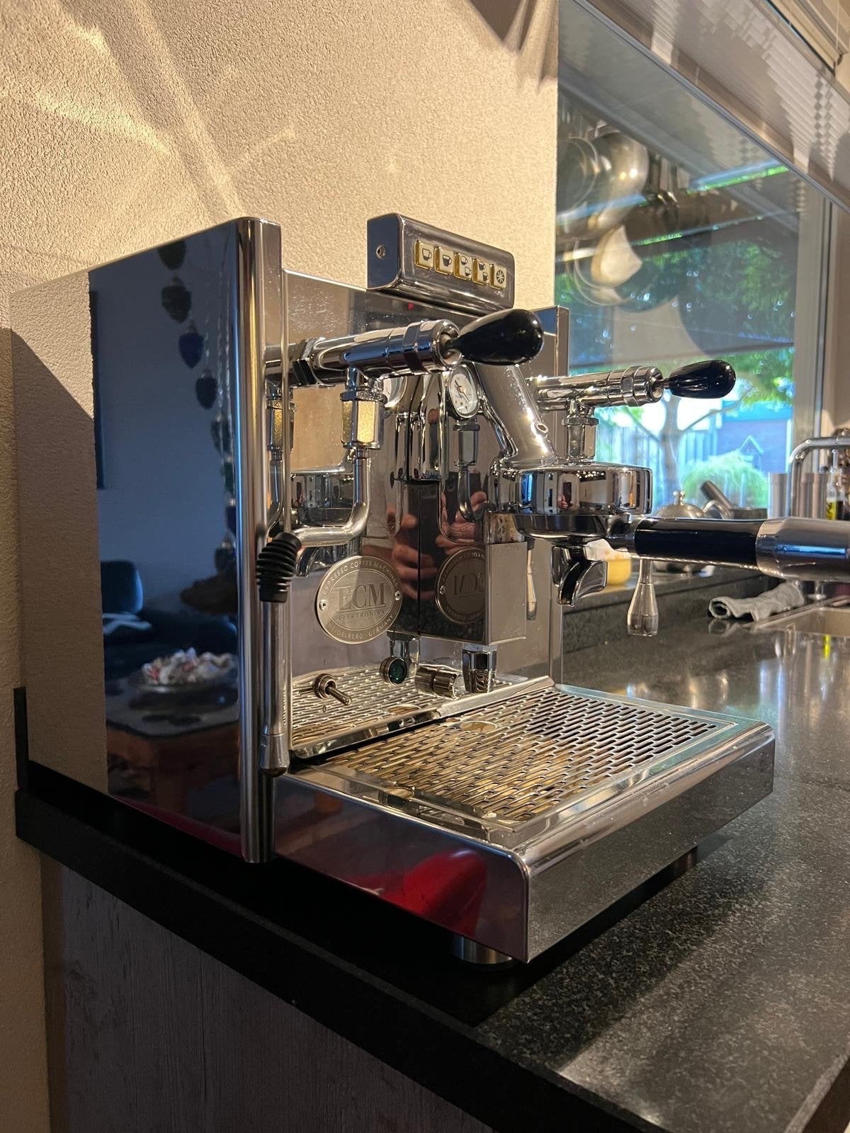ECM Elektronika 2 Profi-Rota Espressomachine, Espresso apparaat, Gemalen koffie, Zo goed als nieuw, 2 tot 4 kopjes