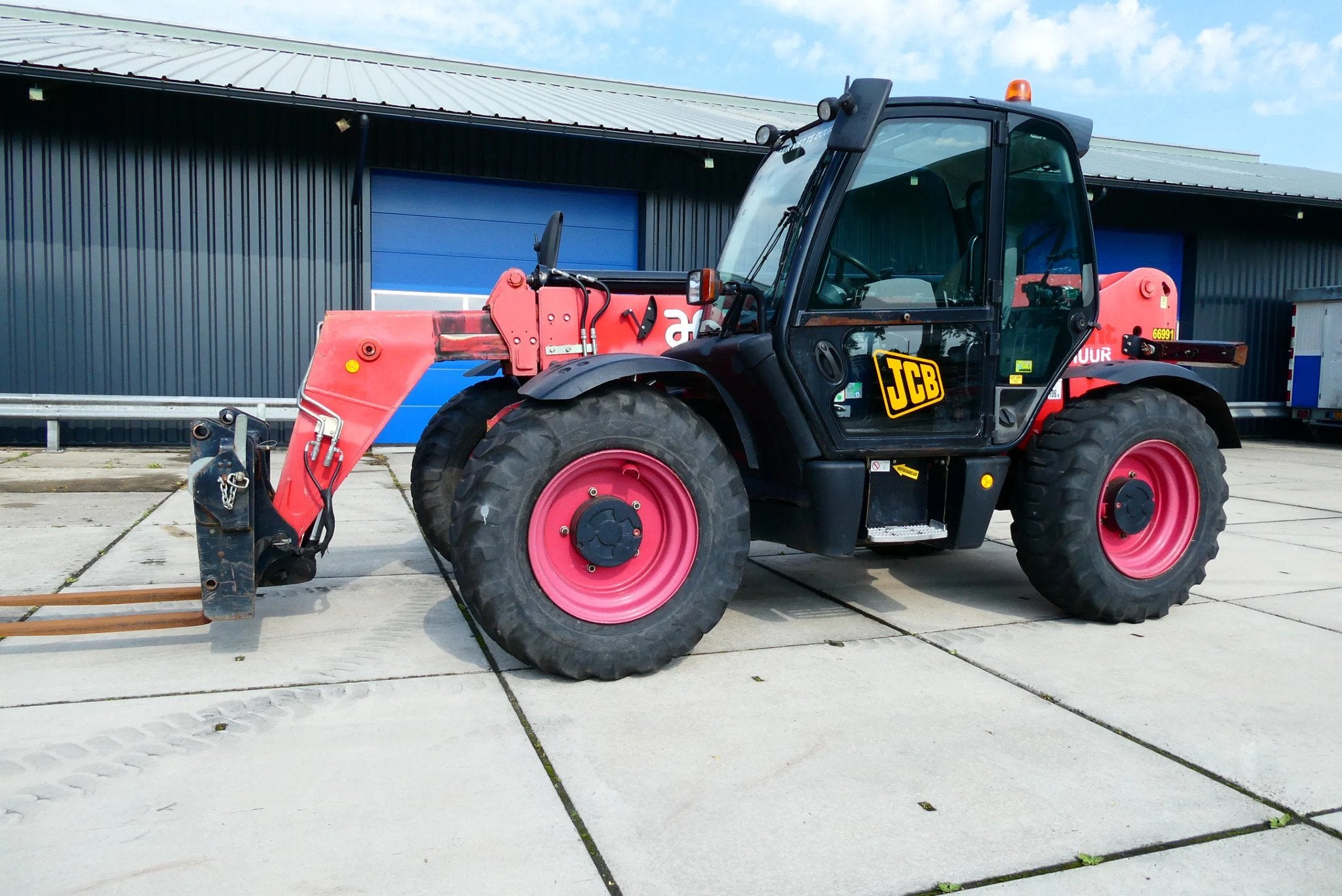JCB 535-95 (bj 2008), Verreiker