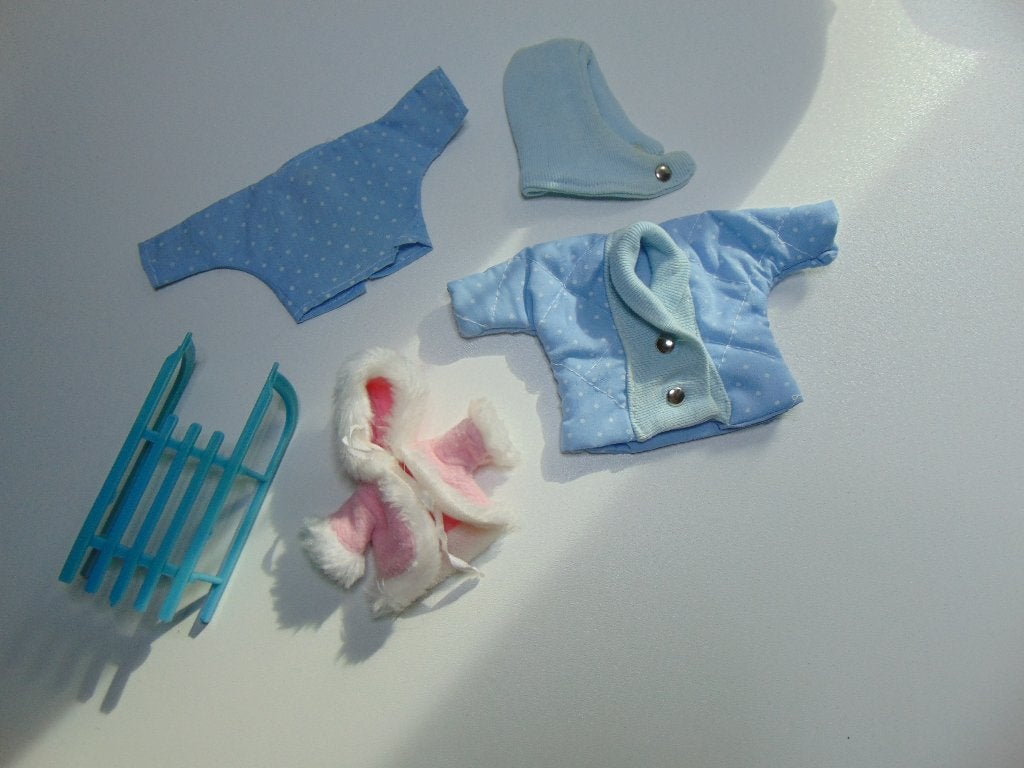 Mooie Fleur Barbie kleding setjes, Ophalen of Verzenden, Zo goed als nieuw, Kleertjes