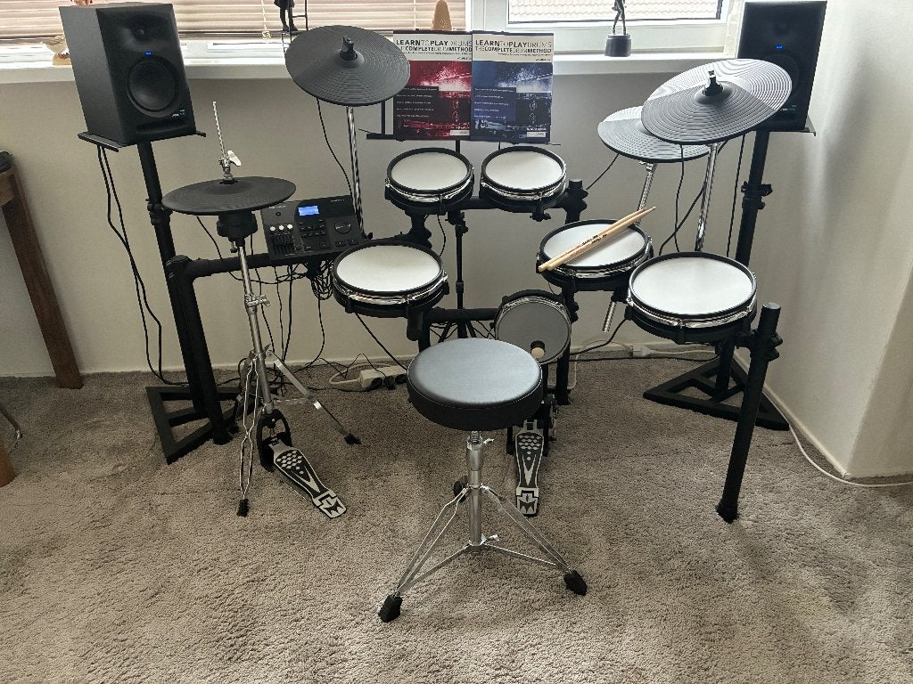Millenium MPS-850 E-Drumset + Kruk + Monitors (Nieuwstaat!), Ophalen, Zo goed als nieuw, Overige merken, Elektronisch