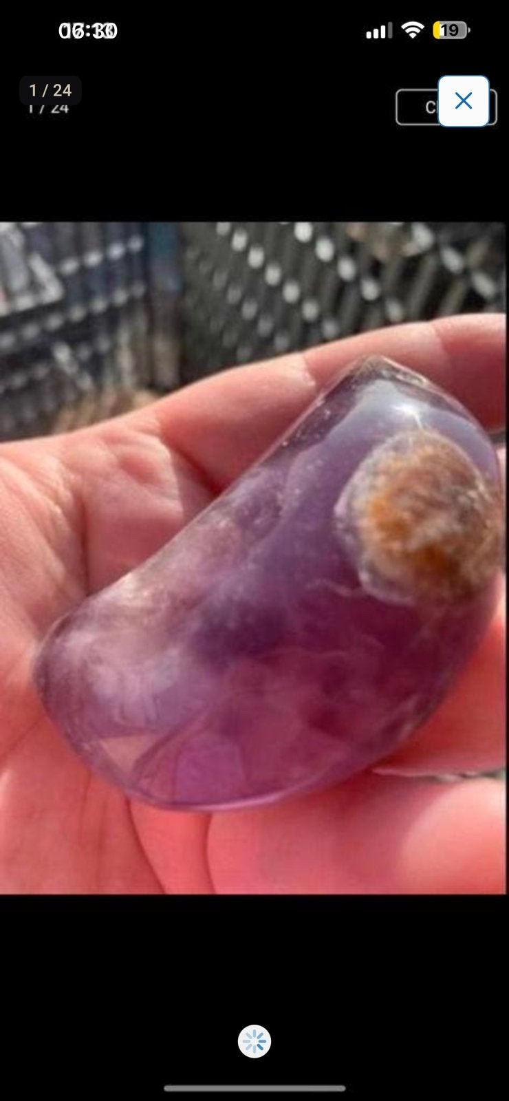 Hand Crafted Amethyst Moon Crescent Large with rainbow, Ophalen of Verzenden