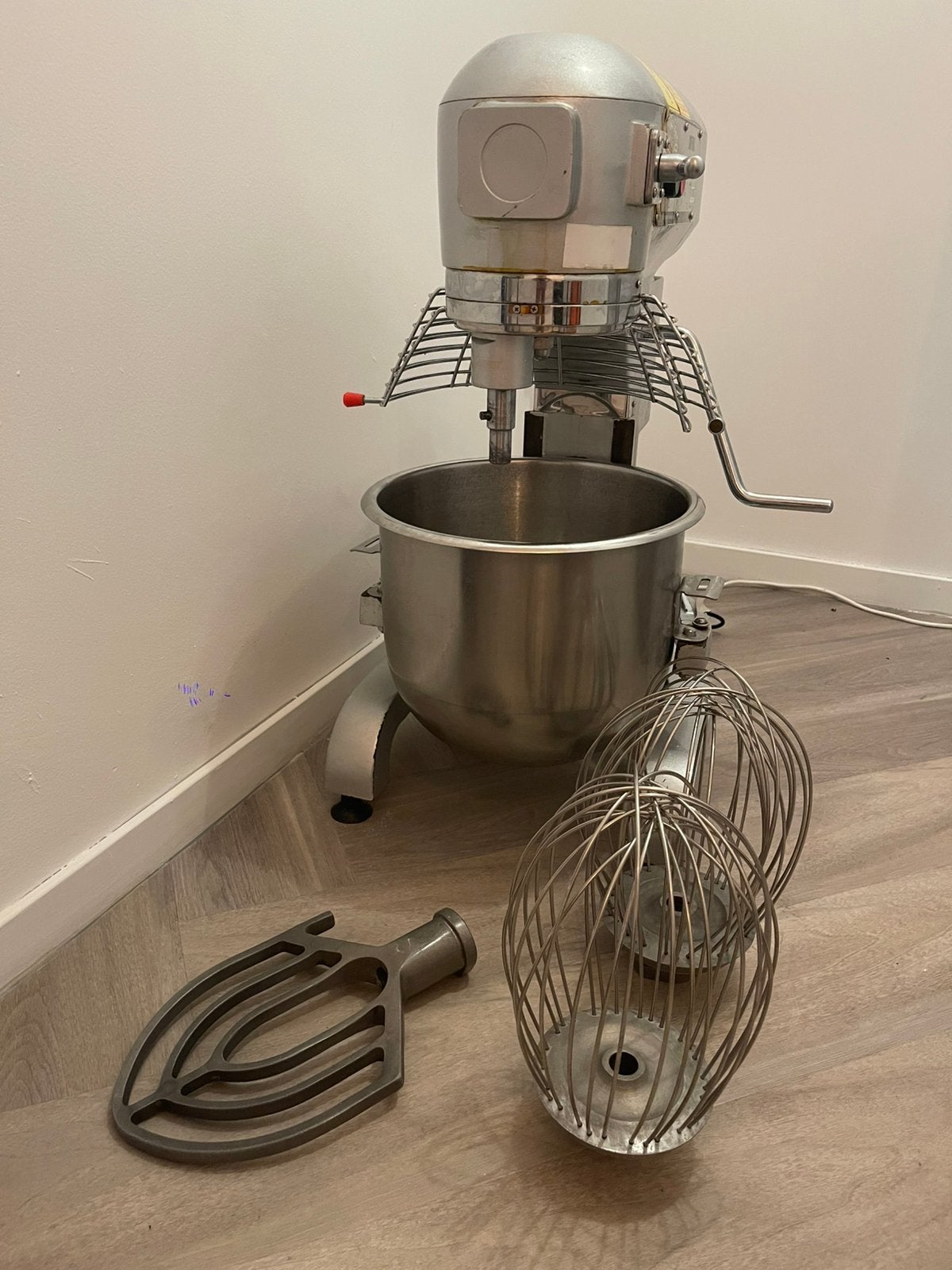 Buffalo GL191 40LProfessionele Planetaire Mixer Klein defect, 4 liter of meer, Ophalen, Gebruikt, 3 snelheden of meer