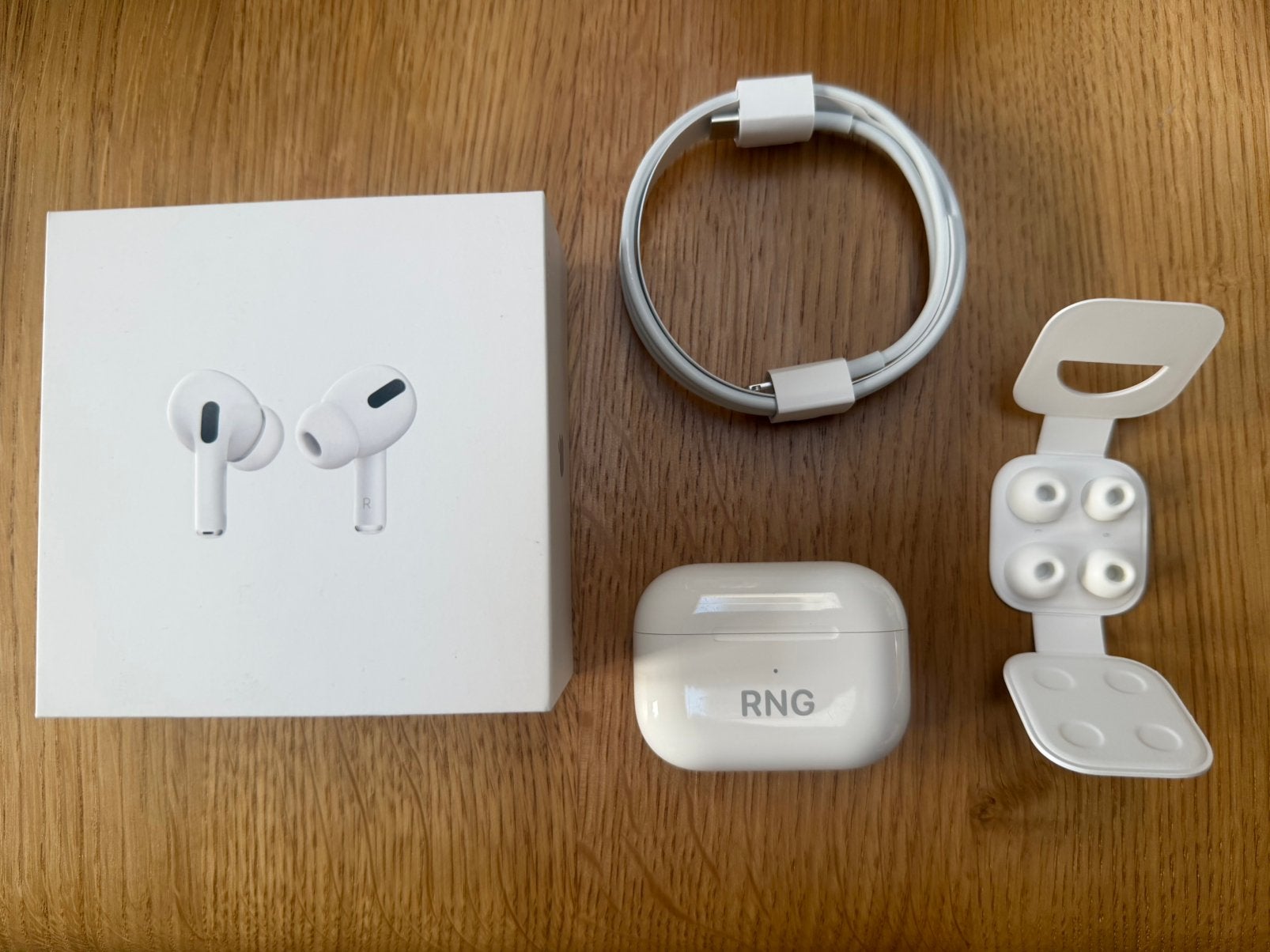 Apple airpods pro 1e generatie wireless/lightning, Gebruikt, Draadloos opladen, Ophalen of Verzenden, Apple