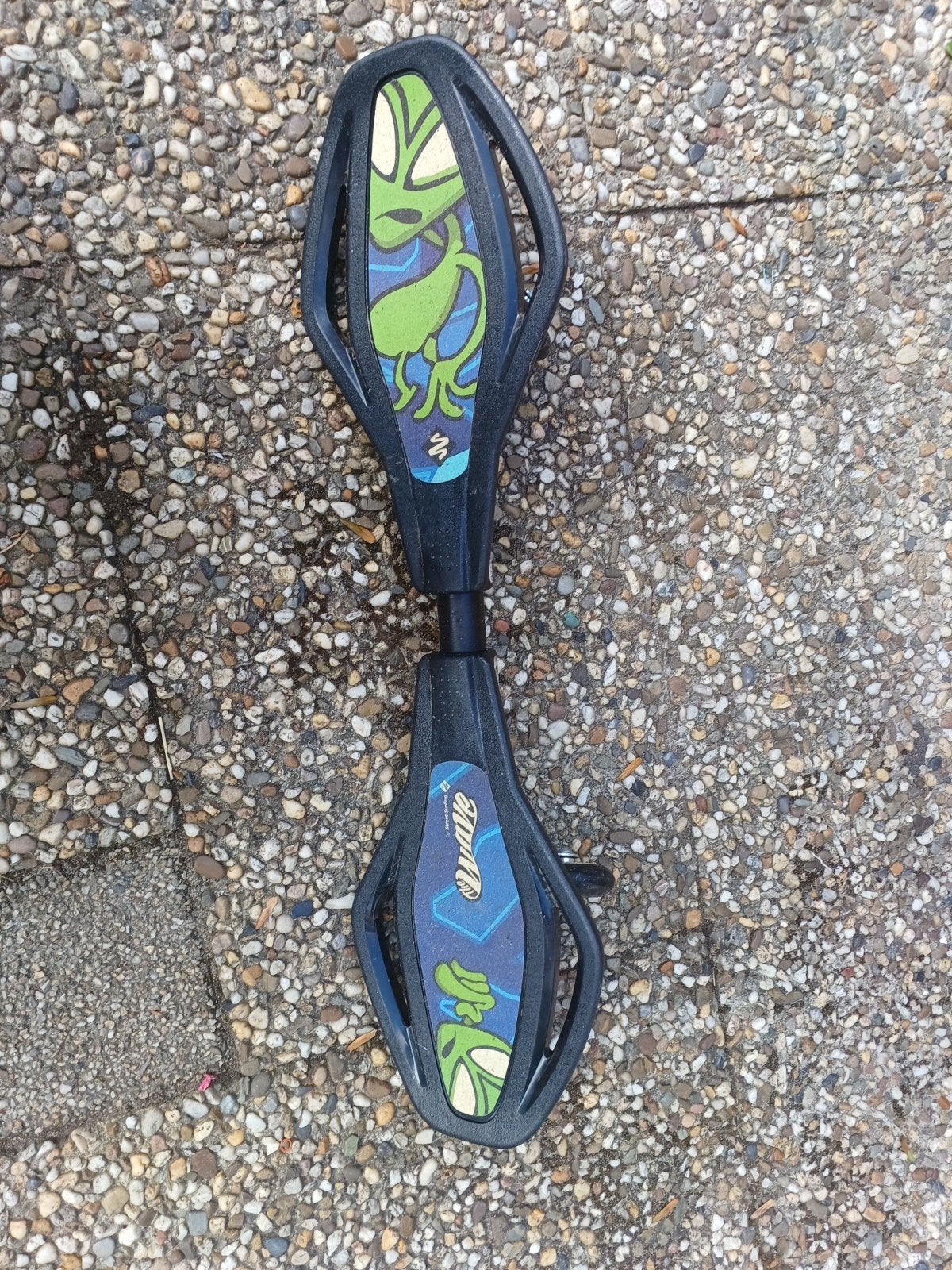 Waveboard met groen alien design, Ophalen, Gebruikt, Waveboard