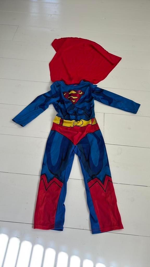 Superman kostuum kind, Kinderen en Baby's, Carnavalskleding en Verkleedspullen, Ophalen, Gebruikt, Jongen of Meisje