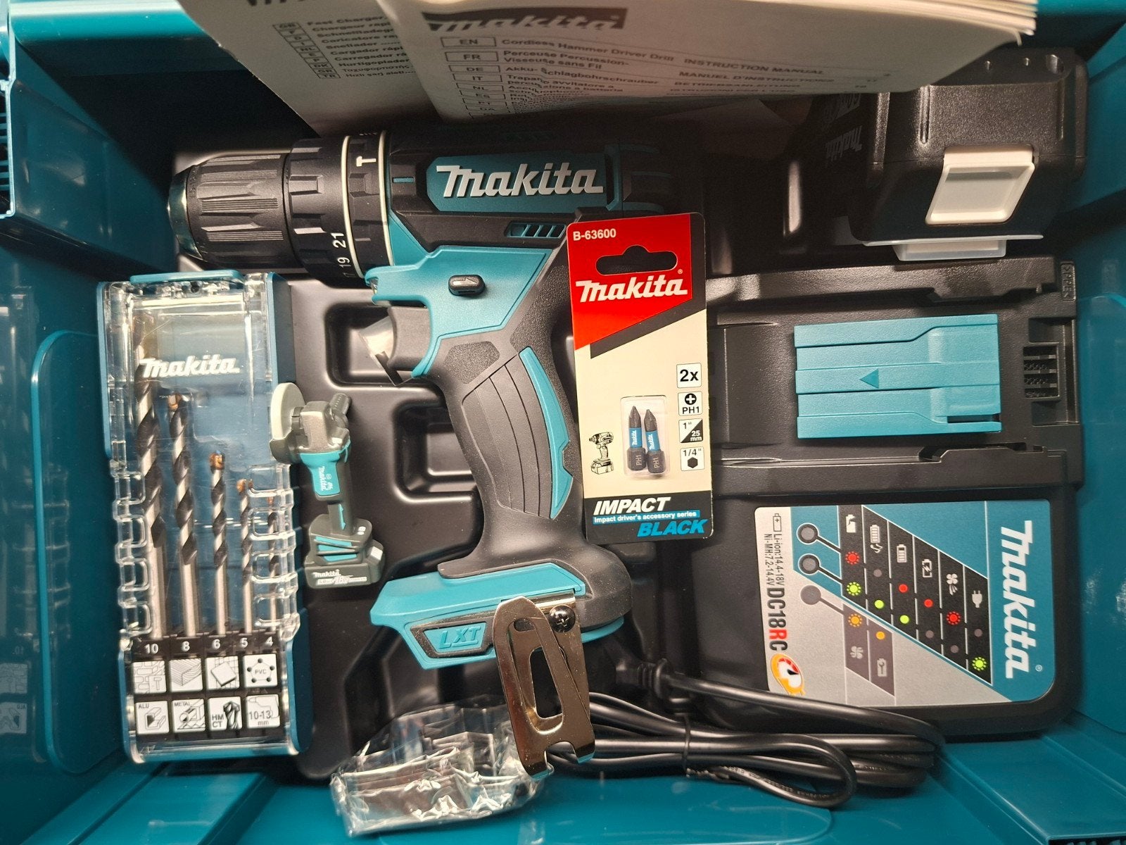 DHP482ZJ klopBoor-/Schroefmachine met 6Ah accu en snellader, 600 watt of meer, Nieuw, Ophalen of Verzenden, Klopboormechanisme