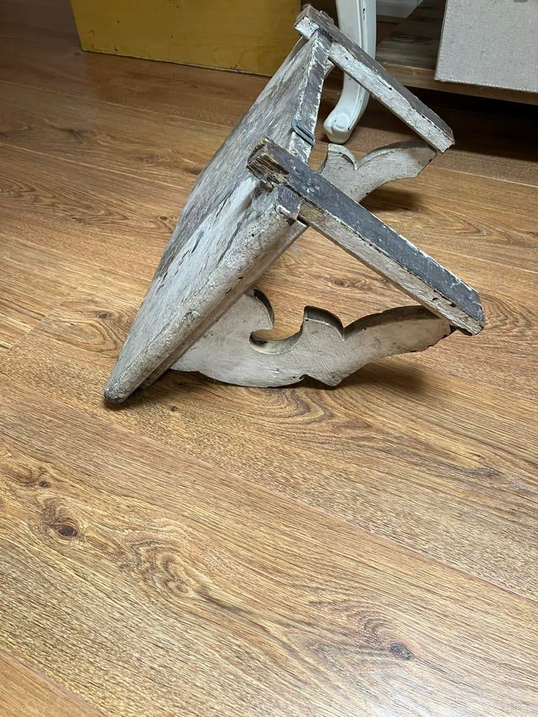 Brocante houten regaal, Ophalen, Zo goed als nieuw