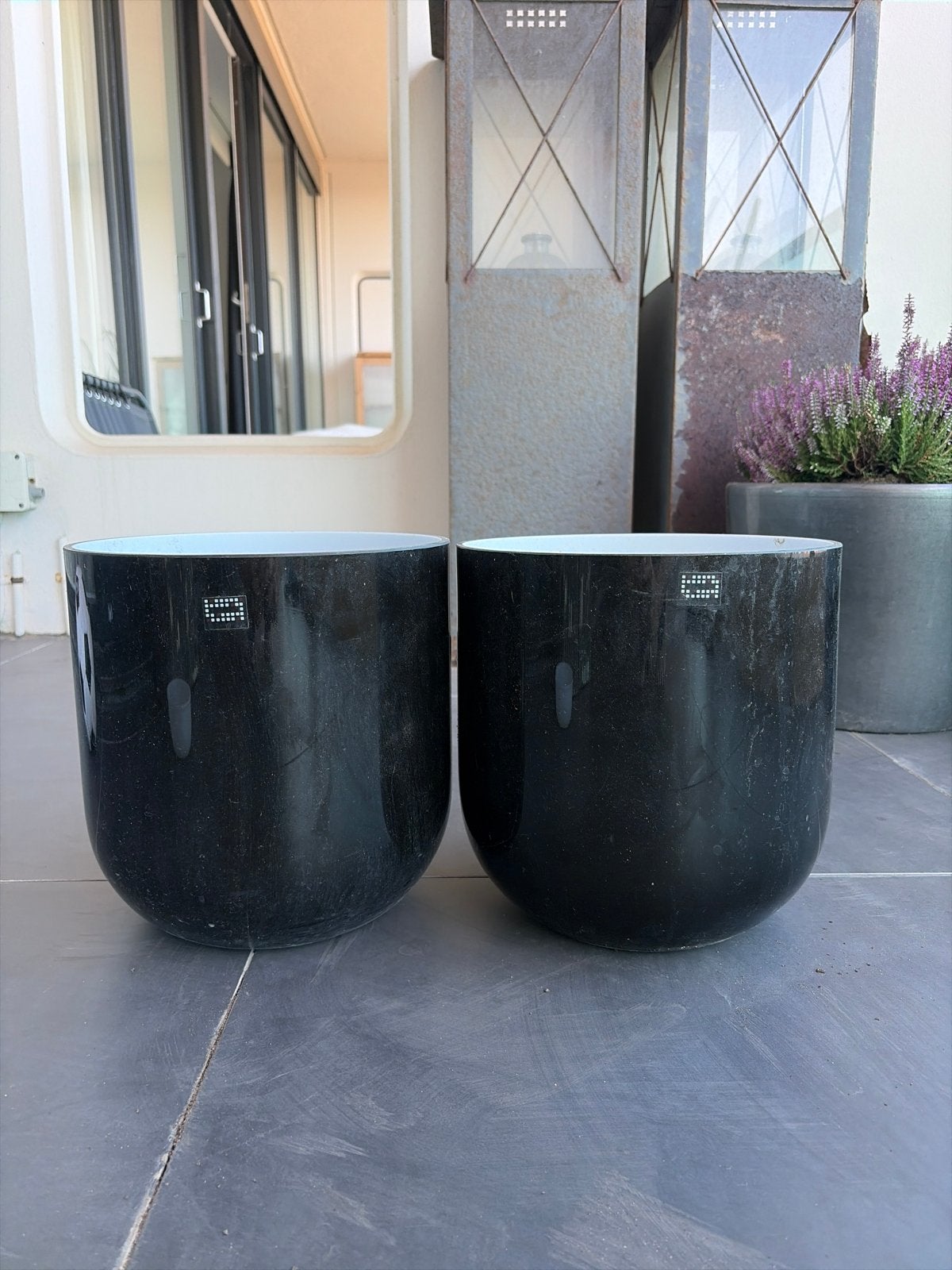 Set van 2 zwarte bloempotten, glanzend, Tuin en Terras, Bloembakken en Plantenbakken, Ophalen, Kunststof, Gebruikt, Rond