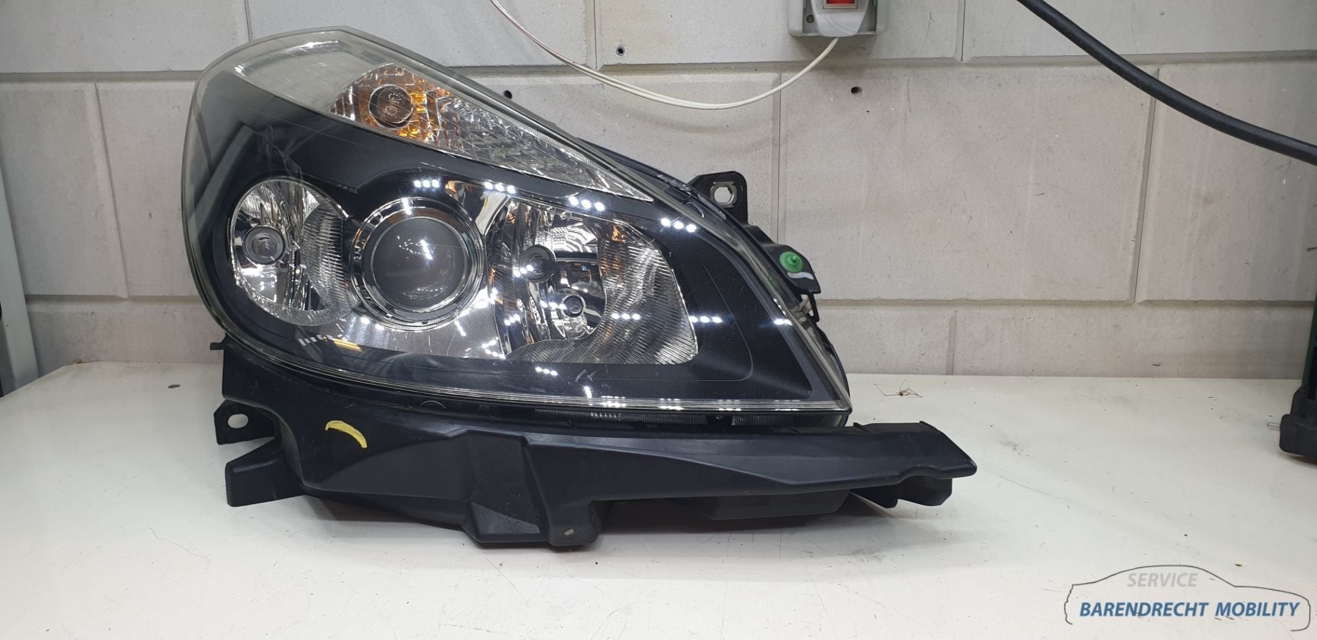 Koplamp Clio III Renault pre facelift rechts 8200261612 donk, Renault Group, Gebruikt, Contact.group@renault.com, Renault