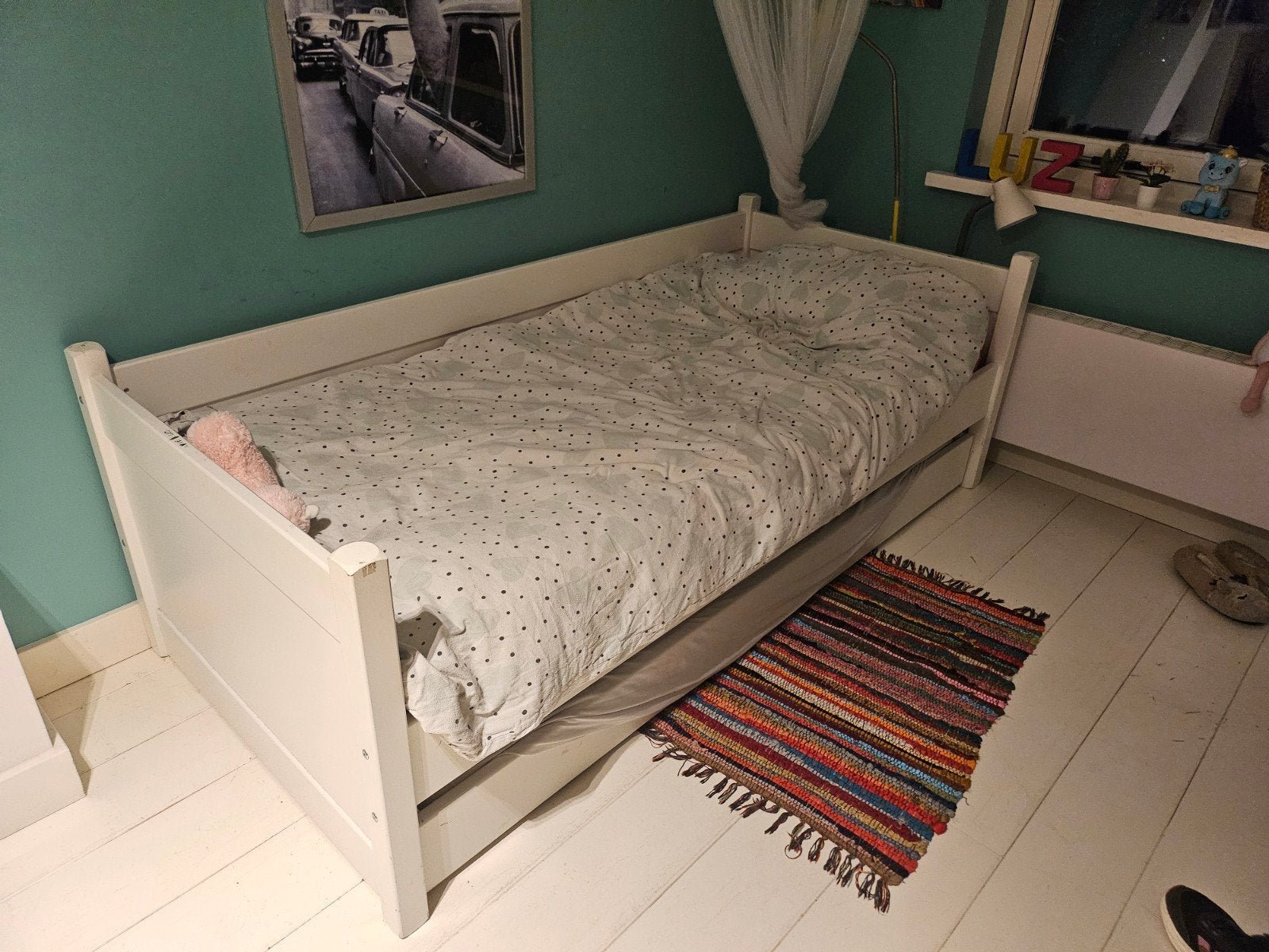 Onderschuifbed met matrassen, uitklapbare poten, Huis en Inrichting, Ophalen, Gebruikt, 90 cm, Eenpersoons