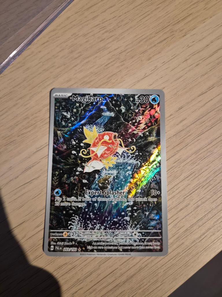 Magikarp 203/193 Pokemon kaart., Hobby en Vrije tijd, Verzamelkaartspellen | Pokémon, Ophalen of Verzenden